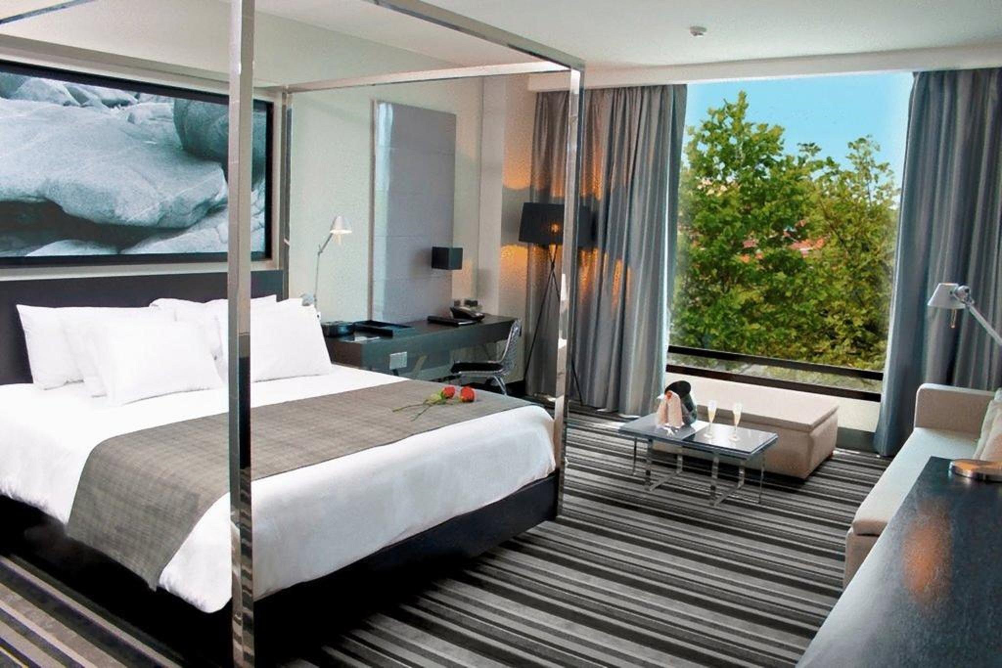 Wyndham Pettra Santiago