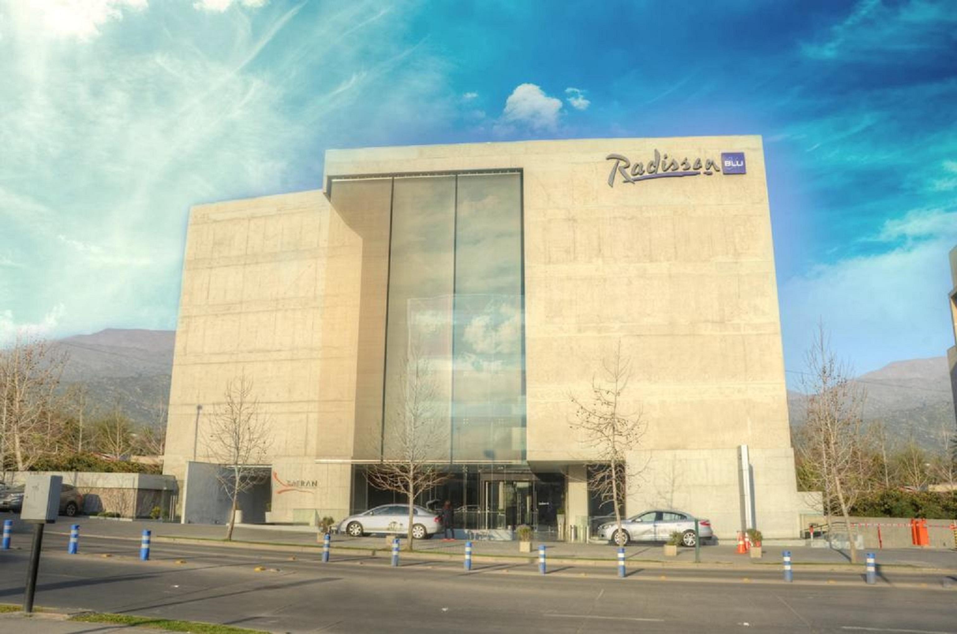 Wyndham Pettra Hotel Santiago