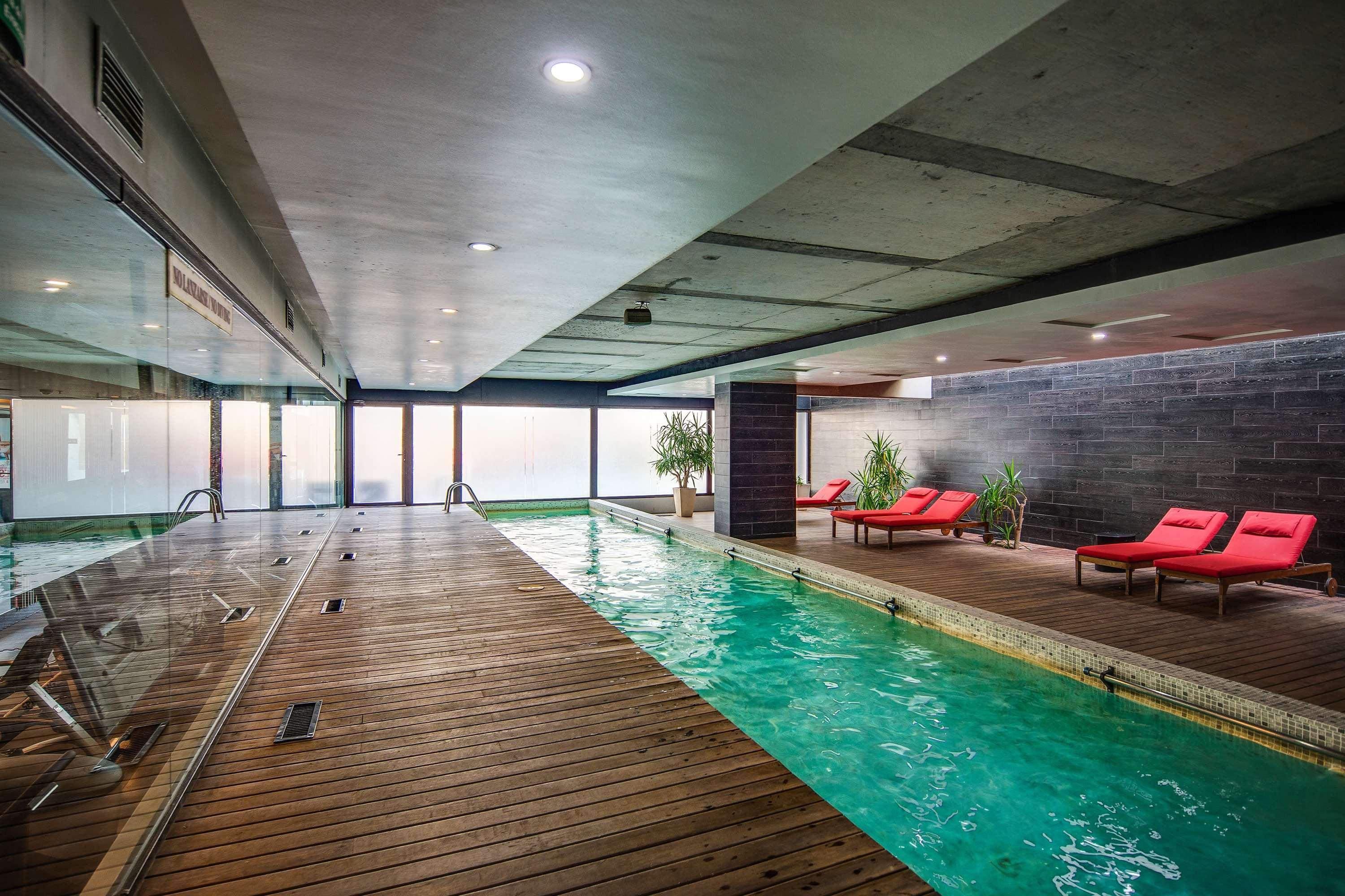 Hotel Wyndham Pettra Santiago